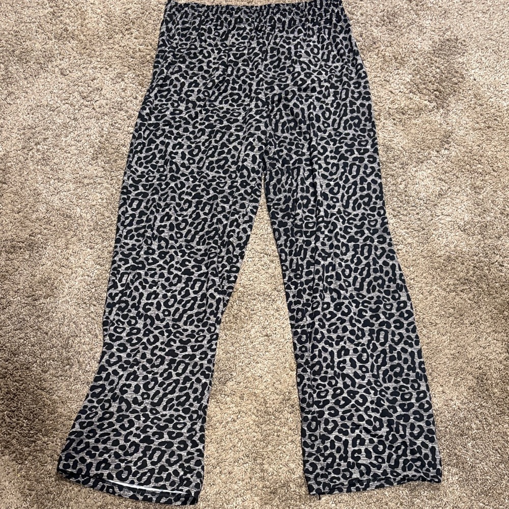 Tart Black and Gray Leopard Print Pajama Set - Picture 4 of 4